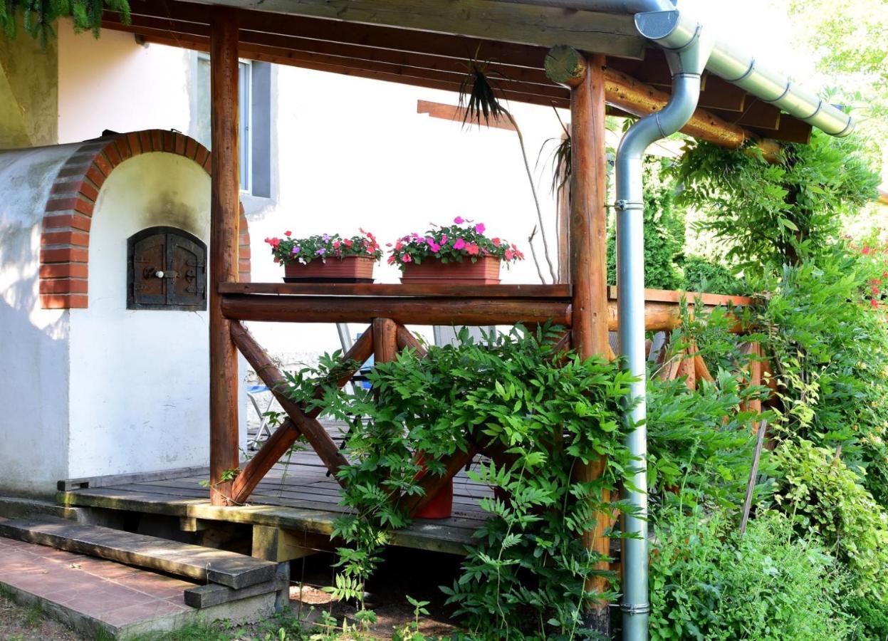 Bed and Breakfast Nagy-Magyarország Park Isztimér Esterno foto